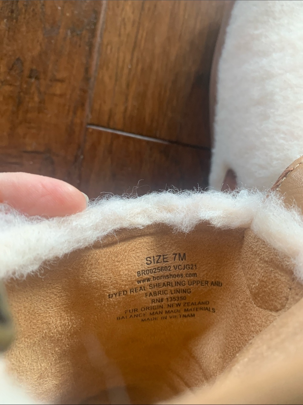 NWOT BORN KAT SHEARLING SLING BACK CLOGS. - Picture 5 of 7